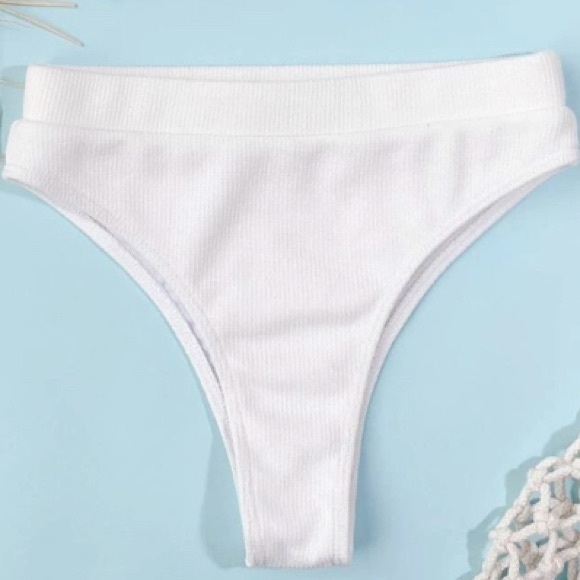 Rib Triangle High Waisted Bikini Swimsuit - Picture 3 of 3